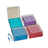 Storage box for cryogenic vials 2 ml at a temperature from -196 to +121 °C, 81 seats, chemically resistant, autoclavable, polycarbonate, different colors, 1x4 pcs